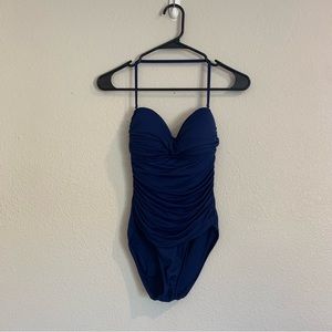 La Blanca Island Goddess one piece swimsuit size 4